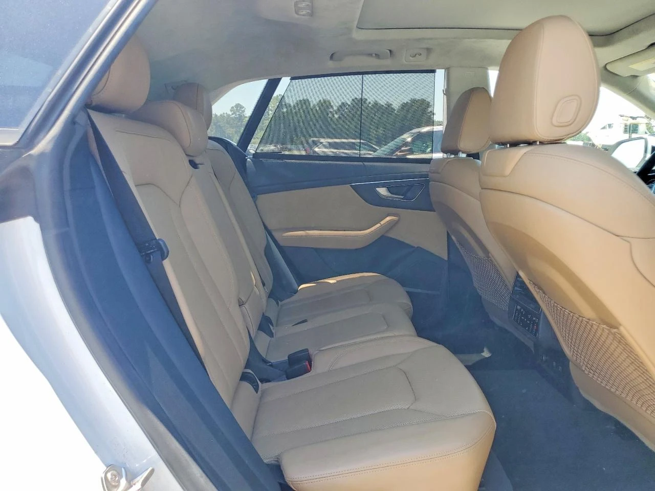 Audi Q8 3.0l Prestige, снимка 11 - Автомобили и джипове - 55094166