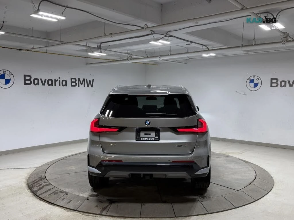 BMW X1 xDrive28i* HARMAN KARDON* КОЖА* ПОДГРЕВ* ПАНО* , снимка 4 - Автомобили и джипове - 55801052