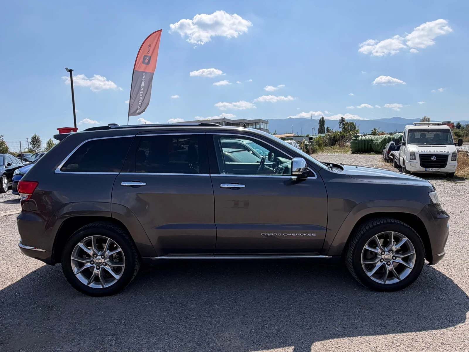 Jeep Grand cherokee ТОП* СОБСТВЕН ЛИЗИНГ, снимка 8 - Автомобили и джипове - 55852567
