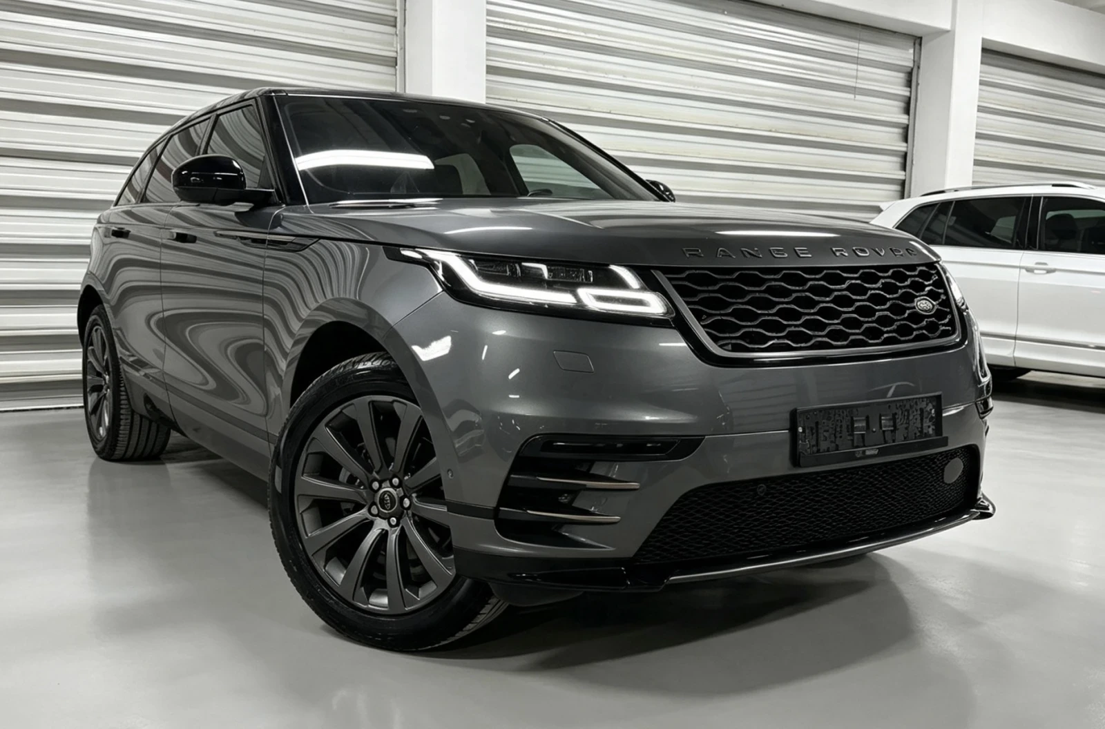 Land Rover Range Rover Velar 2.0D R-Dynamic | 6м. ГАРАНЦИЯ | Лизинг | Meridian , снимка 3 - Автомобили и джипове - 55941033