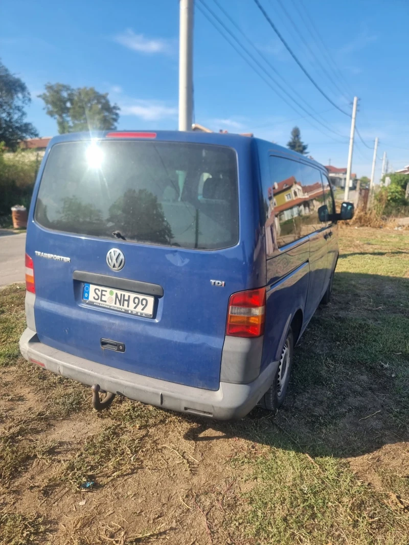 VW T5, снимка 3 - Бусове и автобуси - 47311693