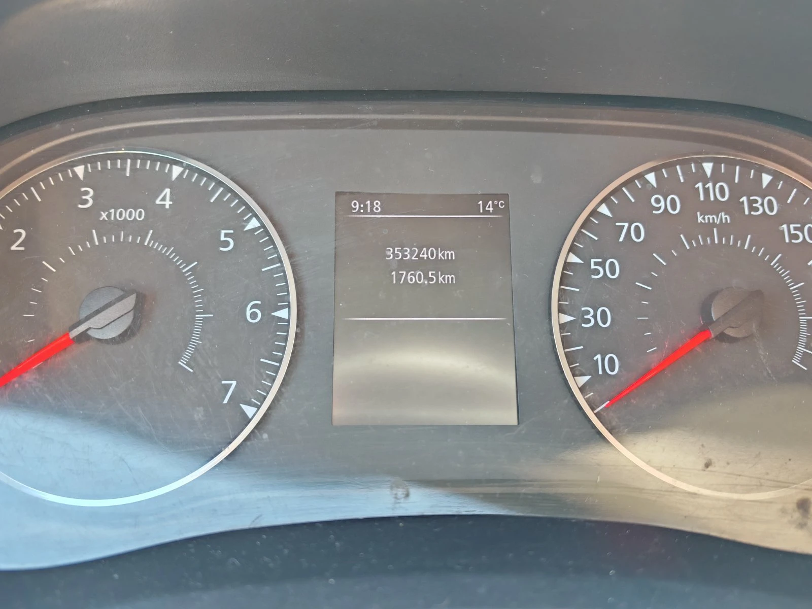 Renault Master 999Евро за получаване, 2.3 dCi L3H2 легло, печка, снимка 8 - Бусове и автобуси - 53808536