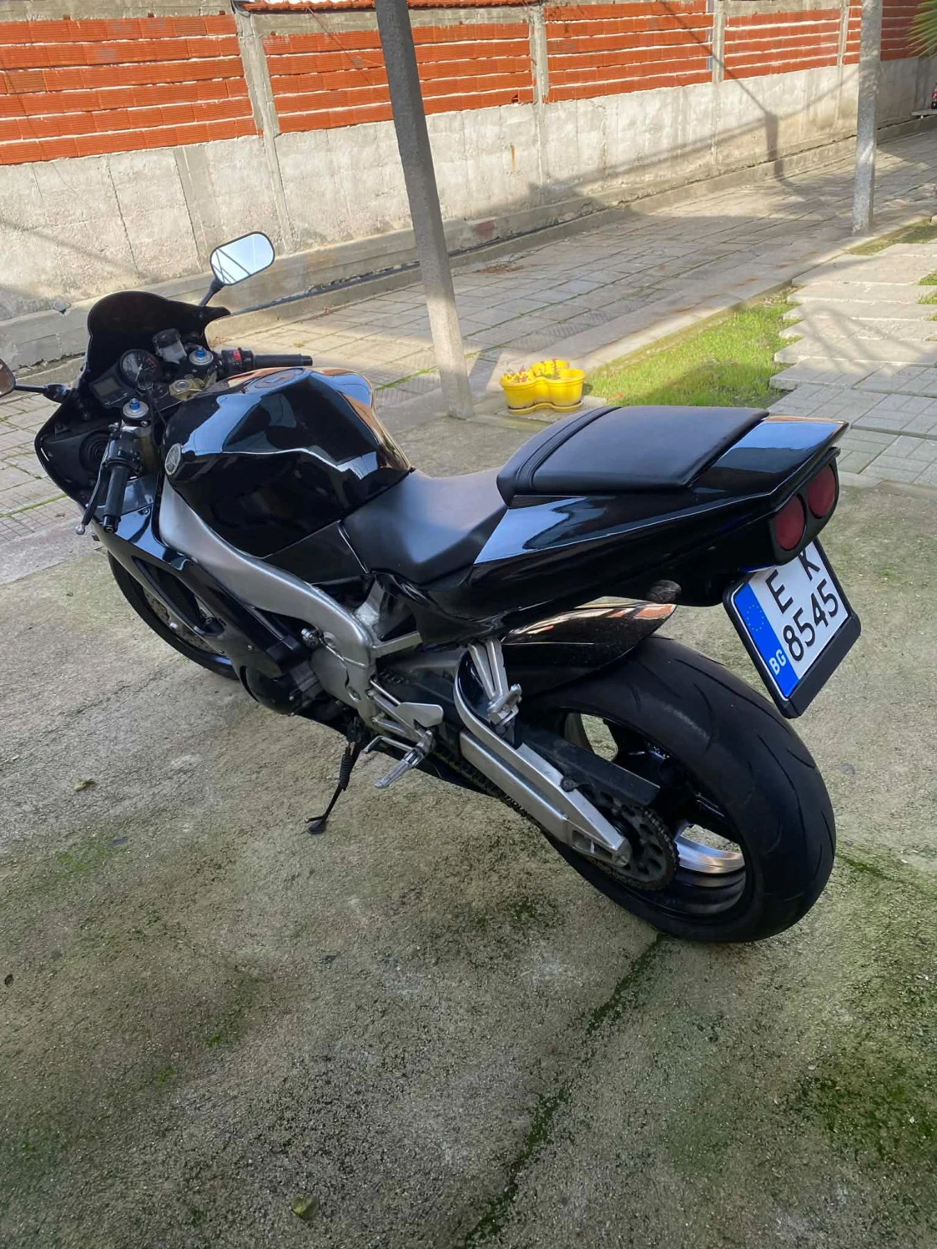 Yamaha YZF-R1 R1 - изображение 4