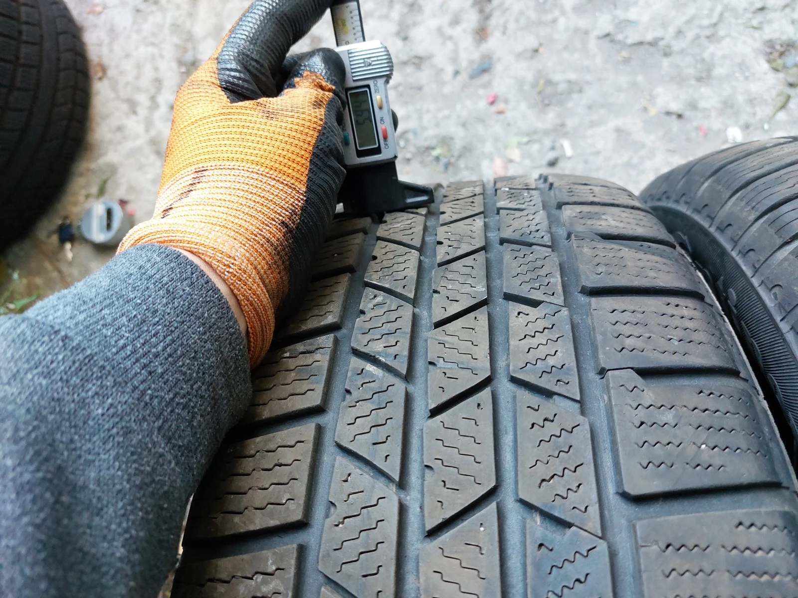 ���� 235/60R17 | Mobile.bg � ����������� 4