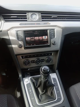 VW Passat 1.6 TDI, снимка 12