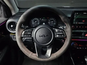 Kia K3, снимка 13
