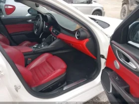 Alfa Romeo Giulia TI RWD - 10399 € / 20338.68 лв. - 44211170 10