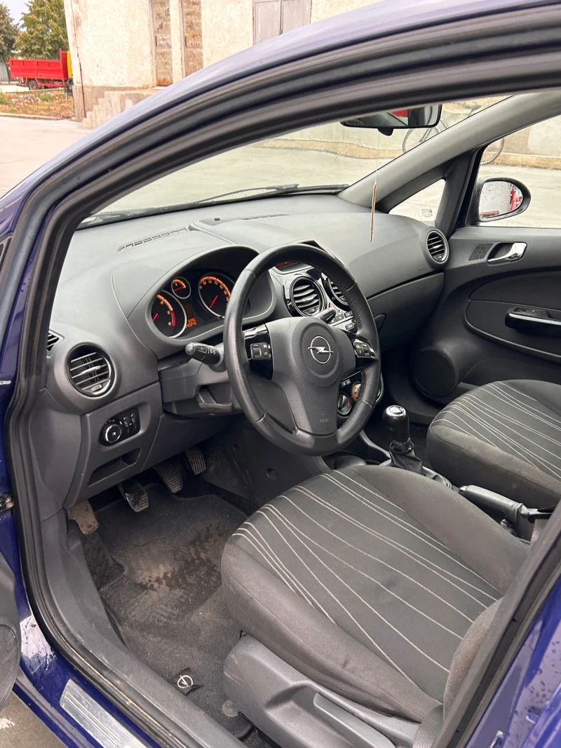 Opel Corsa 1.3, снимка 5 - Автомобили и джипове - 47085917