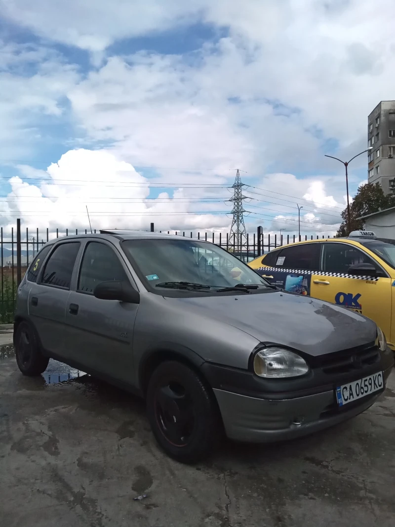 Opel Corsa Gaz benzin, снимка 2 - Автомобили и джипове - 47488388