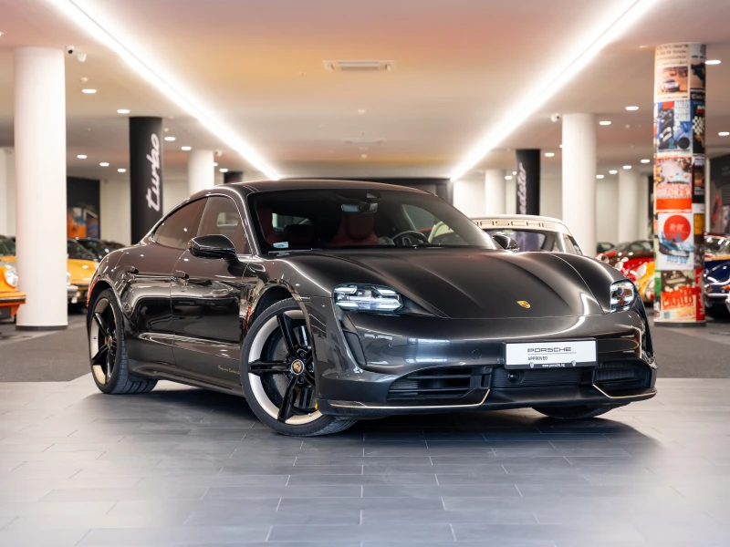 Porsche Taycan Turbo S, снимка 6 - Автомобили и джипове - 48037965