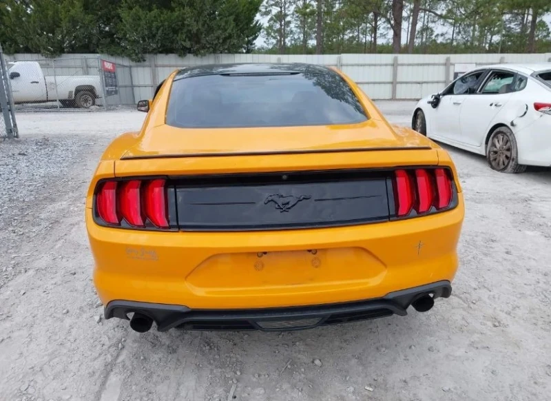 Ford Mustang, снимка 4 - Автомобили и джипове - 49247451