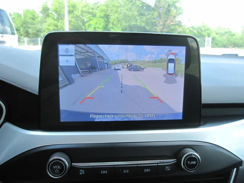 Ford Focus Автомат, 1, 5 d, NAVI, Камера, снимка 10 - Автомобили и джипове - 50748139