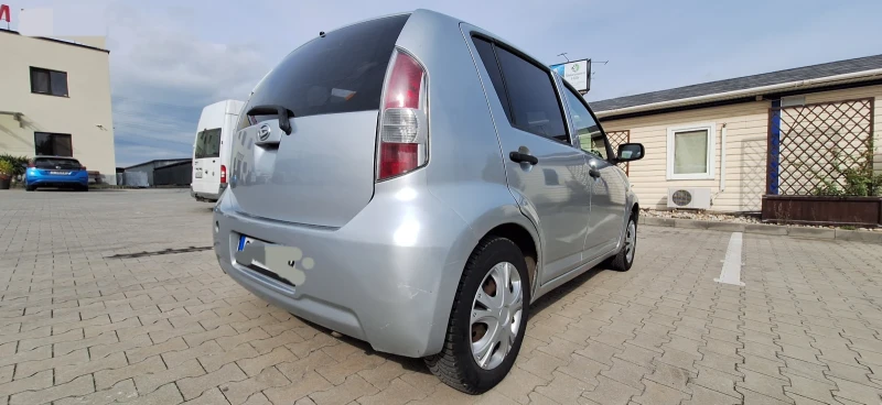 Daihatsu Sirion 1.0 LPG, снимка 4 - Автомобили и джипове - 52657363