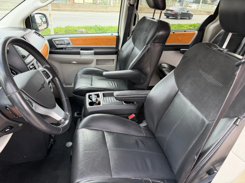 Chrysler Gr.voyager 3.8-LIMITED, снимка 7 - Автомобили и джипове - 52278473