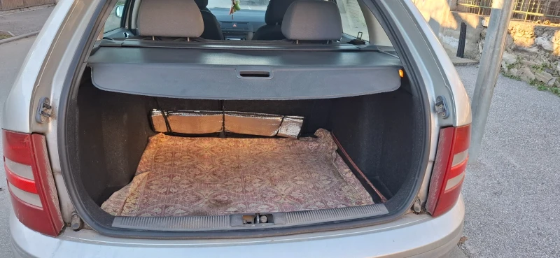 Skoda Fabia, снимка 17 - Автомобили и джипове - 52874973
