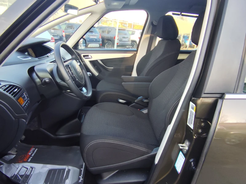 Citroen Grand C4 Picasso 1.6HDi* 7 MECTA* EURO5B* Klimatronik* LED* , снимка 6 - Автомобили и джипове - 52882058