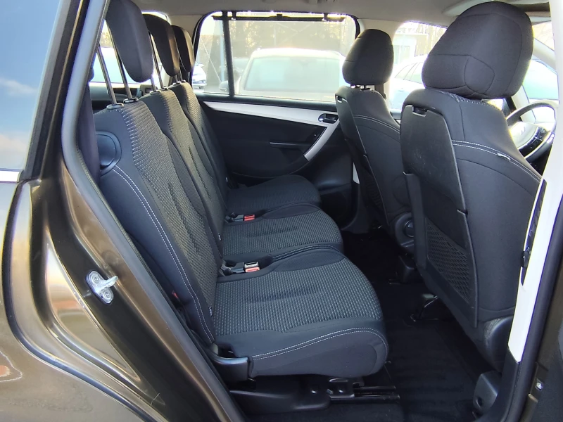 Citroen Grand C4 Picasso 1.6HDi* 7 MECTA* EURO5B* Klimatronik* LED* , снимка 10 - Автомобили и джипове - 52882058