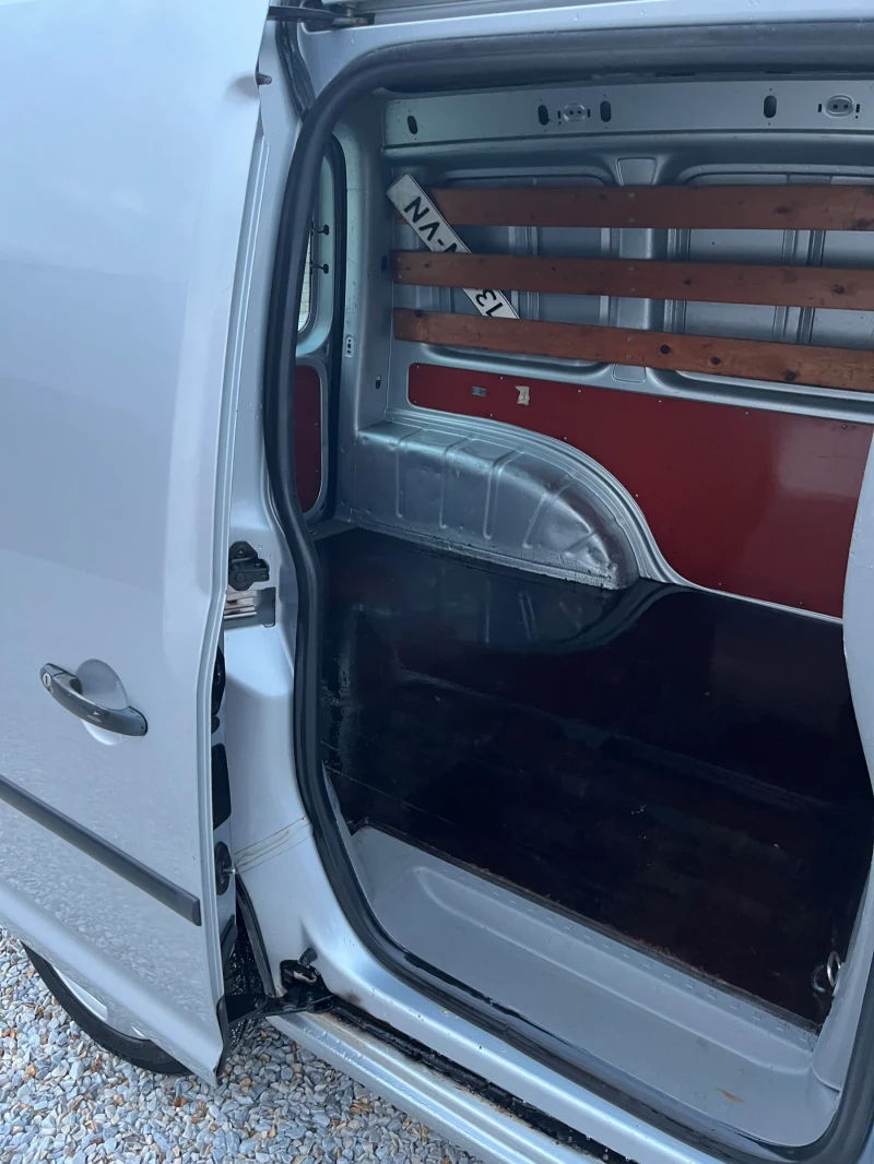 VW Caddy, снимка 12 - Автомобили и джипове - 53035045