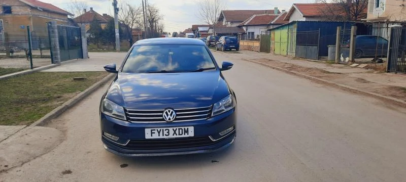 VW Passat 1.6tdi, снимка 11 - Автомобили и джипове - 36083799