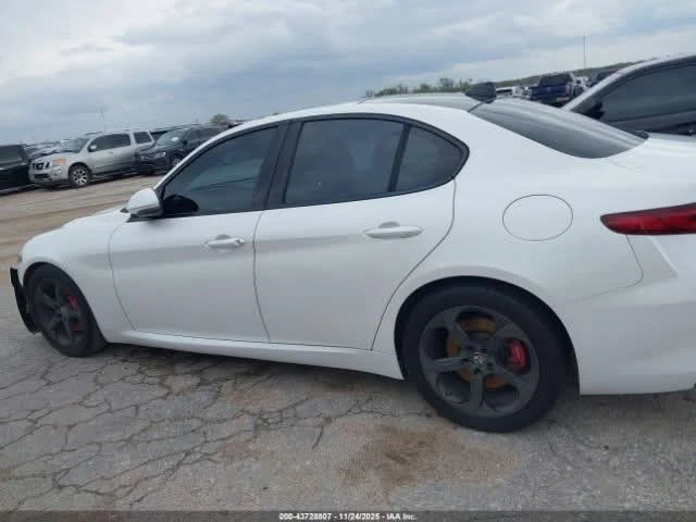 Alfa Romeo Giulia TI RWD, снимка 8 - Автомобили и джипове - 53005410