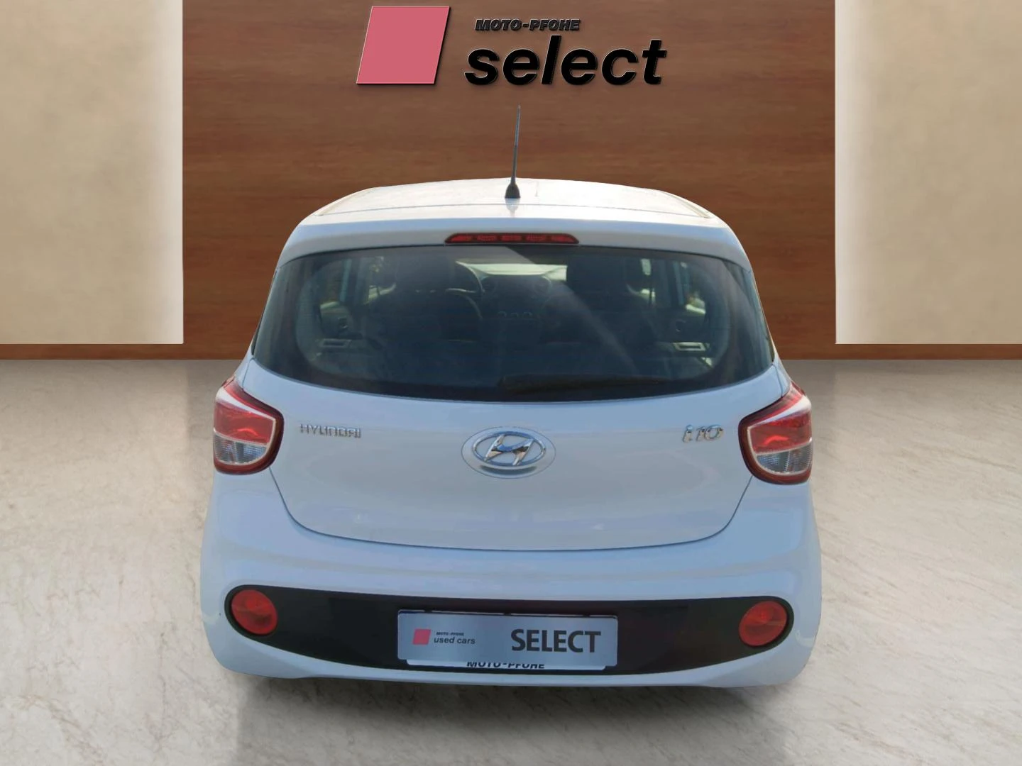 Hyundai I10 1.0 - изображение 7