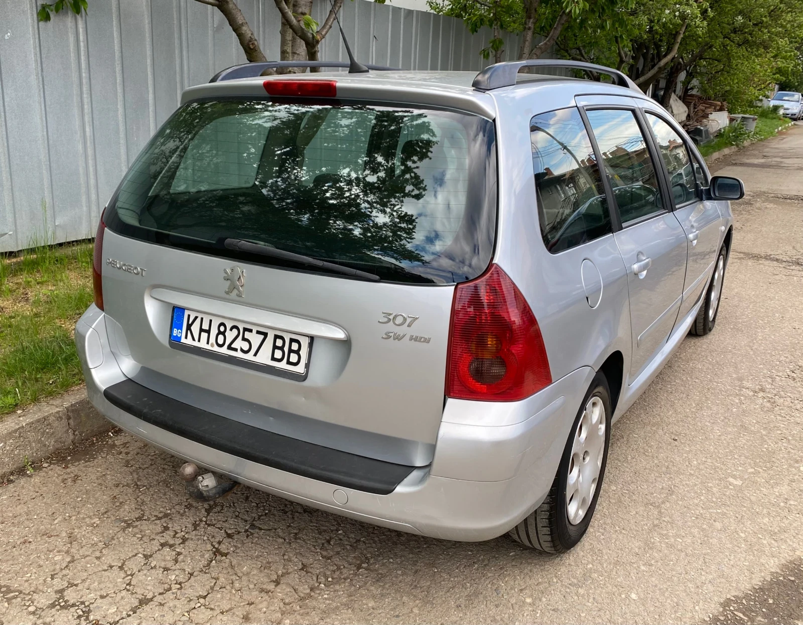 Peugeot 307 2.0 HDi 90 к.с. - изображение 3