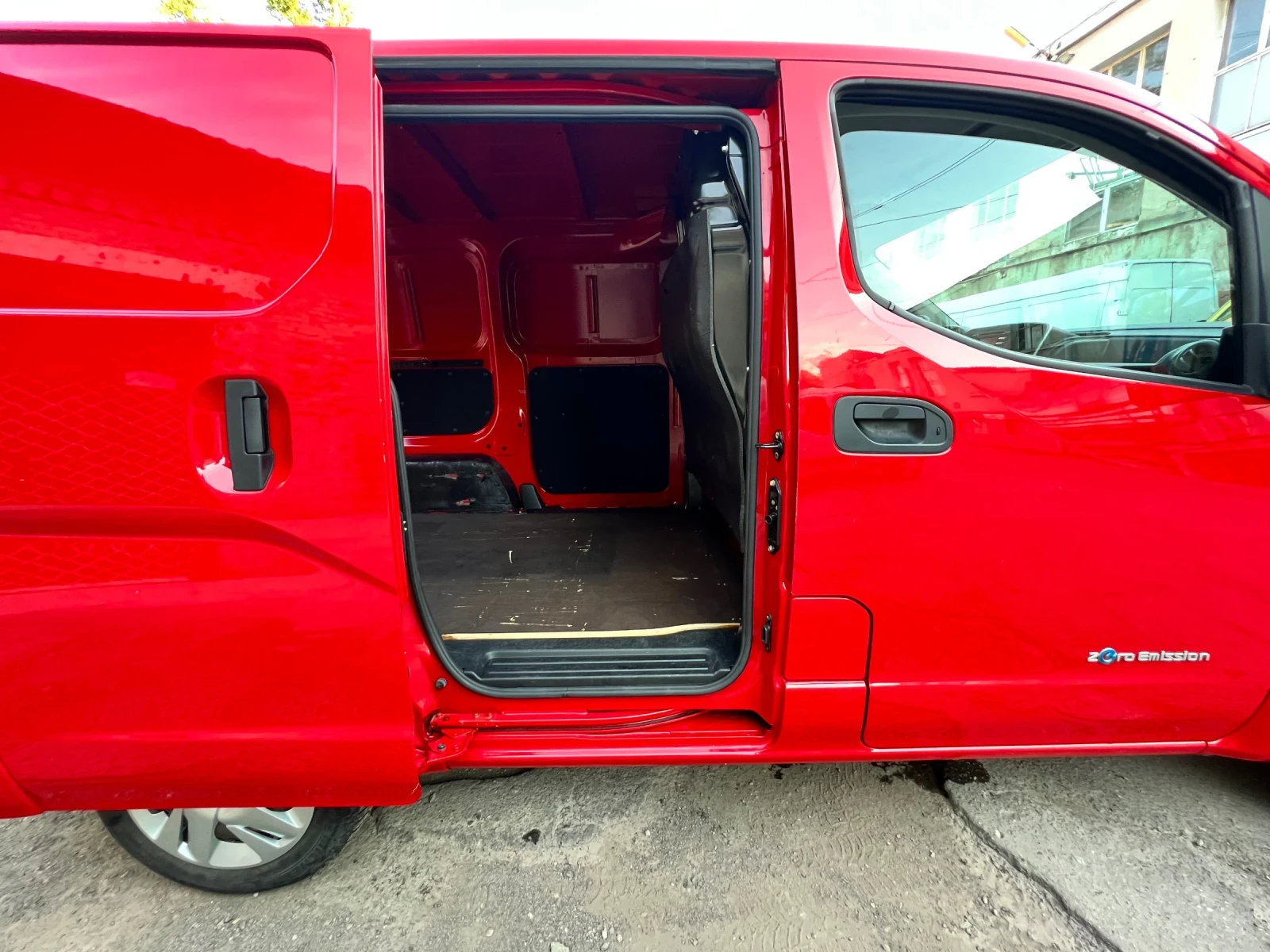 Nissan e-NV200 Van Courier 4 porte / 40 kWh - изображение 10