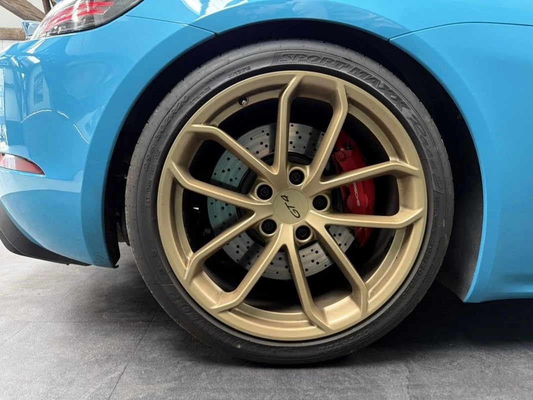 Porsche Cayman GT4 718 - изображение 8