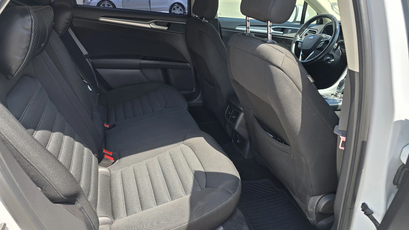 Ford Mondeo 1.5 EcoBoost Automatic 131.000km | Mobile.bg — изображение 16