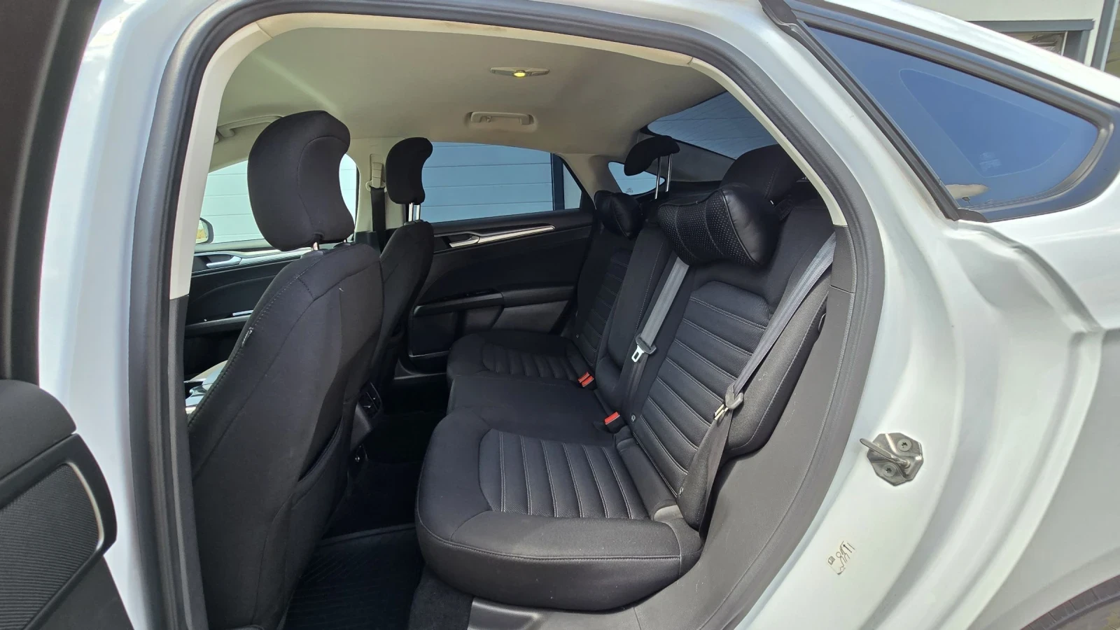 Ford Mondeo 1.5 EcoBoost Automatic 131.000km | Mobile.bg — изображение 14