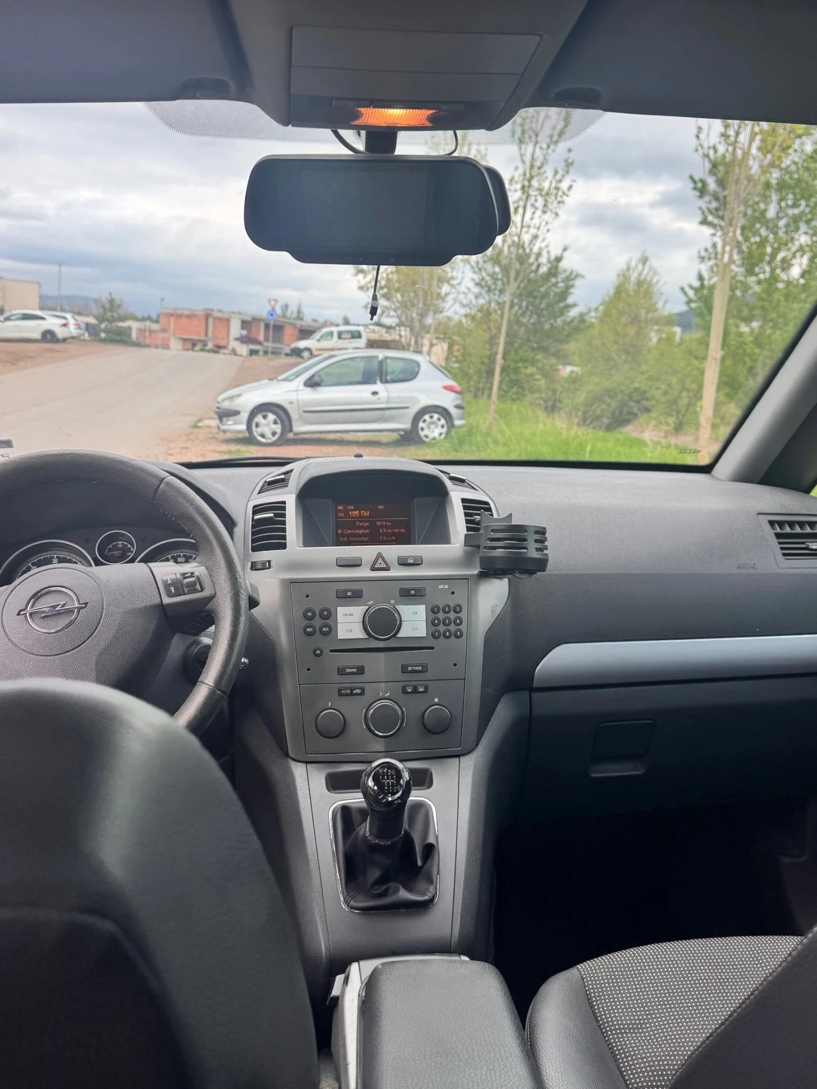 Opel Zafira  - изображение 7