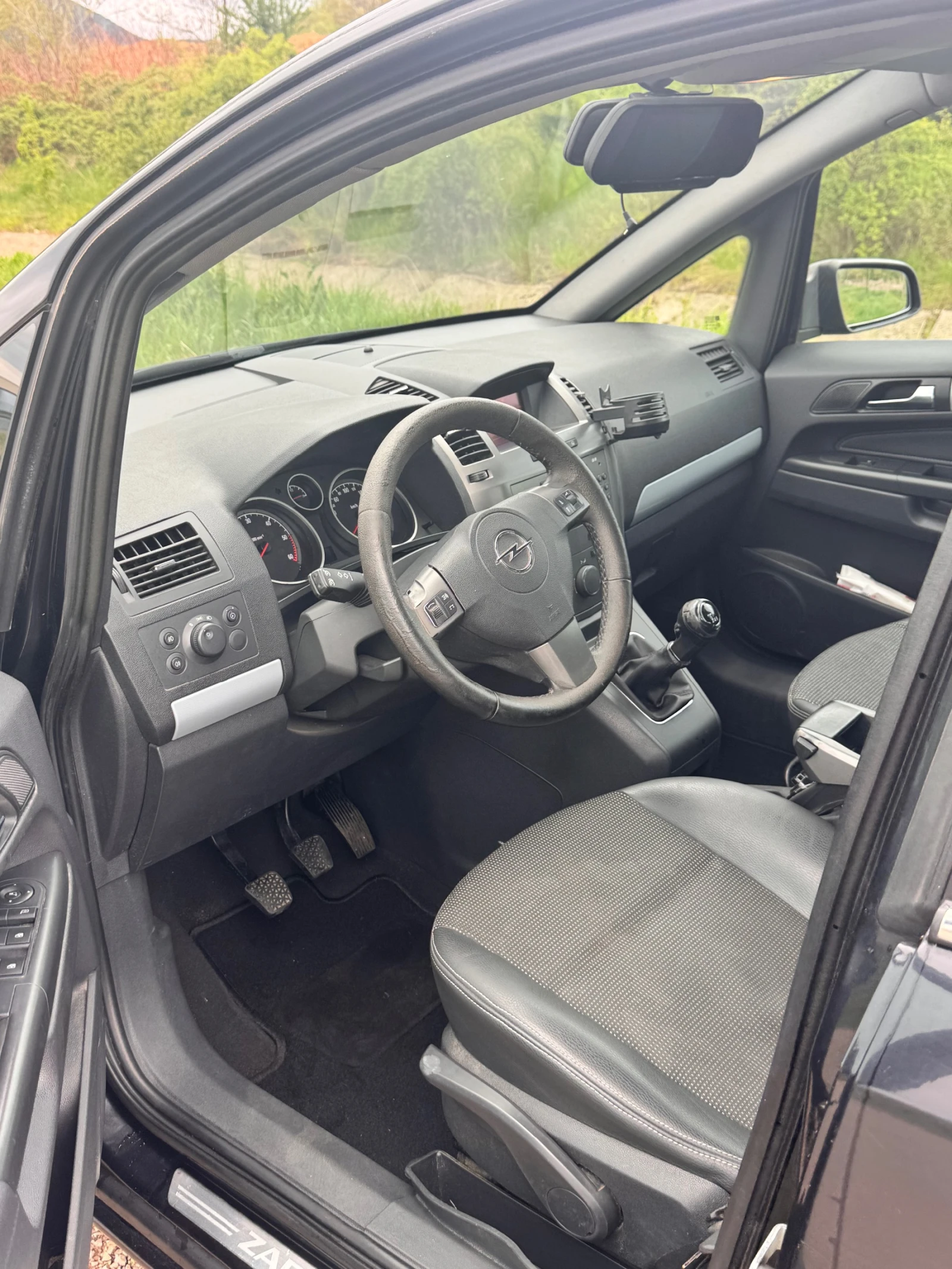 Opel Zafira  - изображение 2