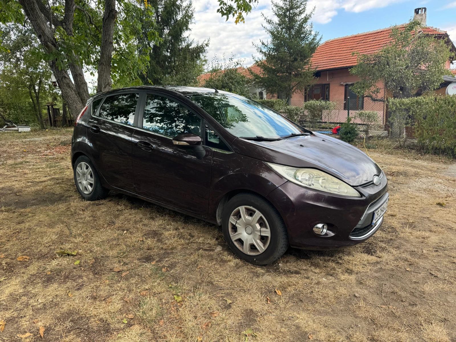 Ford Fiesta 1.4 изпълнение Titanium  | Mobile.bg — изображение 8