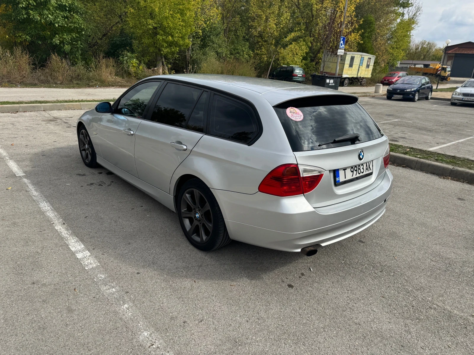 BMW 320 E91 - изображение 2