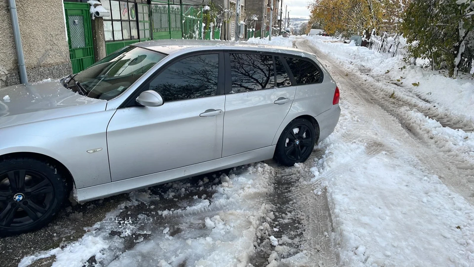 BMW 320 E91 - изображение 7