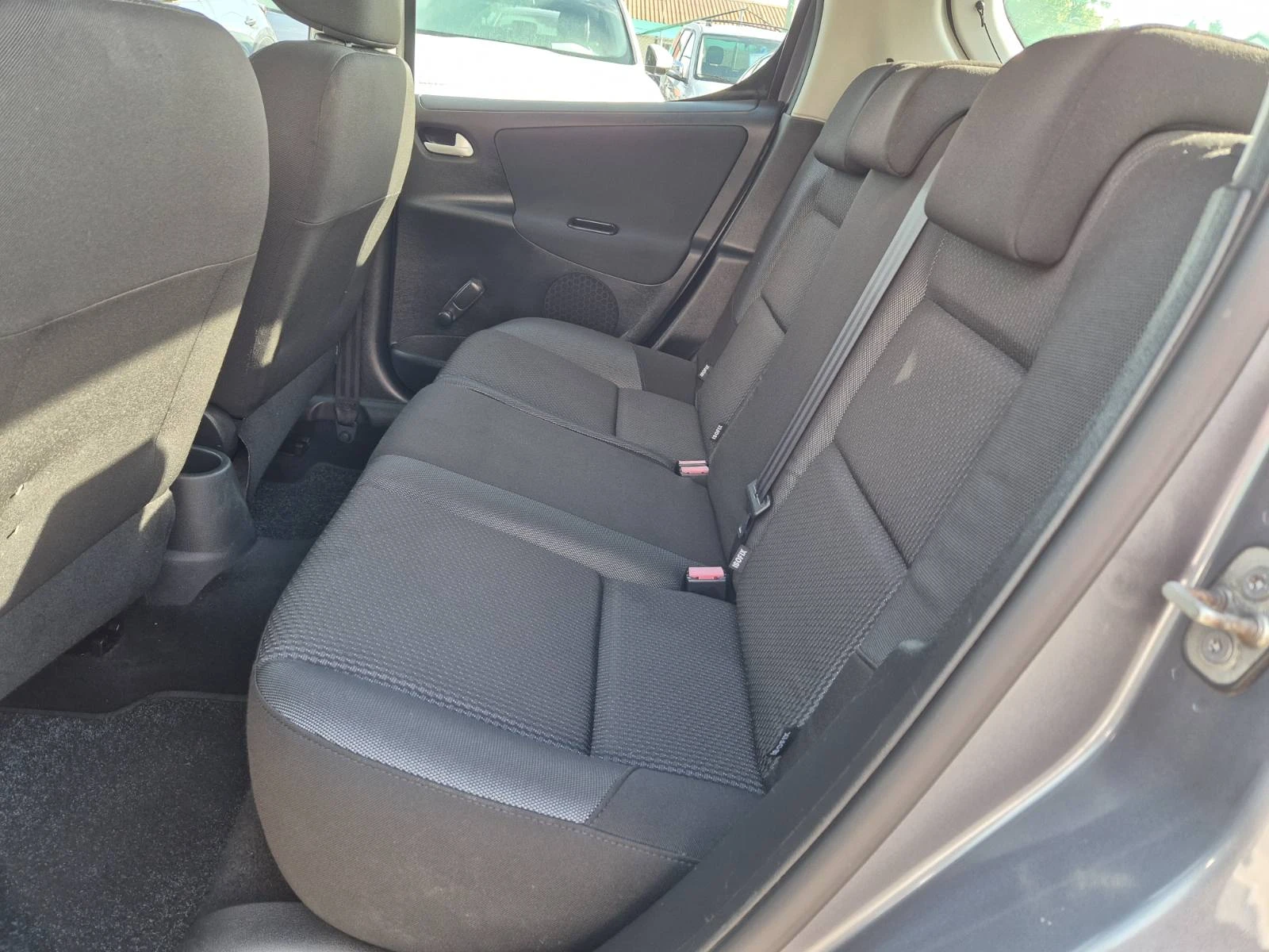 Peugeot 207 1.4i-95кс-175000км | Mobile.bg — изображение 14