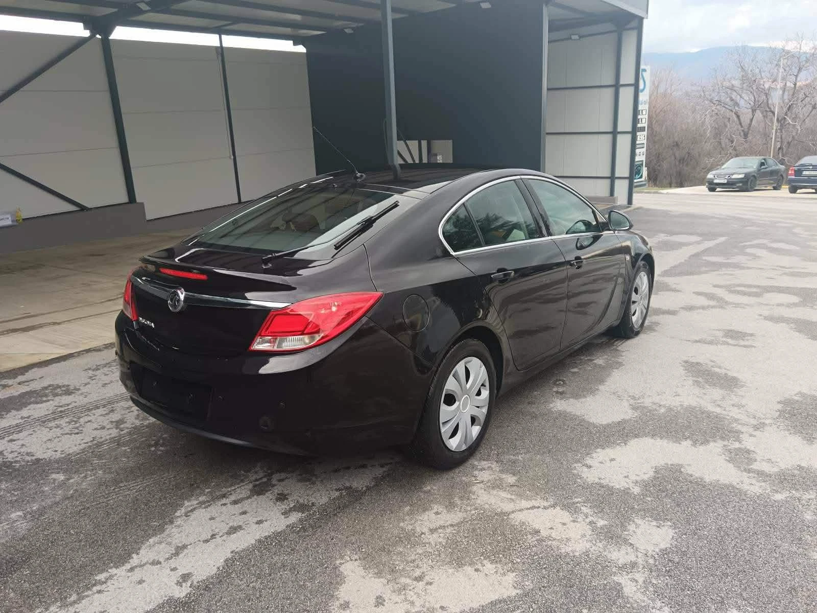 Opel Insignia, снимка 3 - Автомобили и джипове - 53786905
