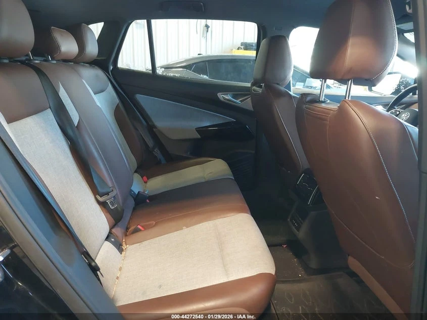 VW ID.4 Volkswagen Awd Pro, снимка 8 - Автомобили и джипове - 54026358