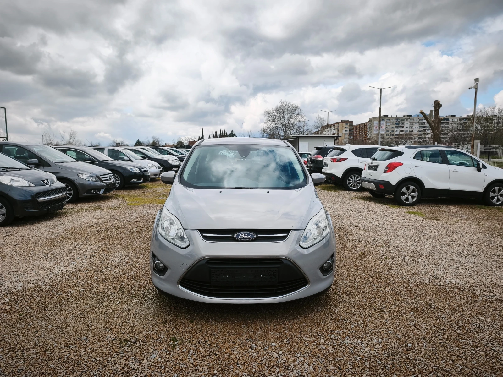 Ford C-max НОВА !!!, снимка 2 - Автомобили и джипове - 54068341