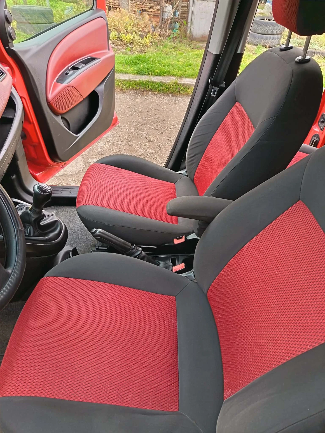 Fiat Doblo 1.3 mjet, снимка 11 - Автомобили и джипове - 54085620