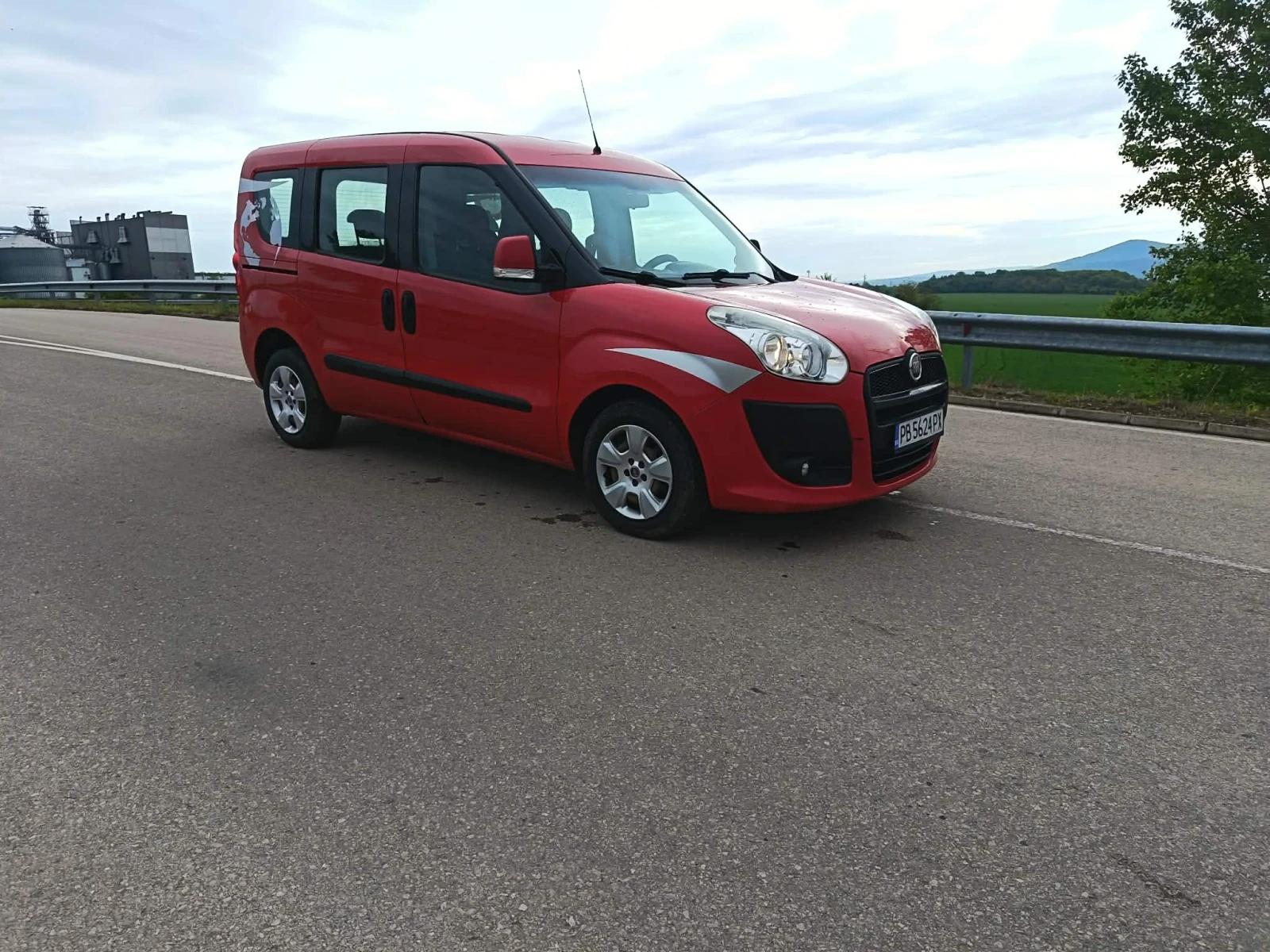 Fiat Doblo 1.3 mjet, снимка 7 - Автомобили и джипове - 54362512