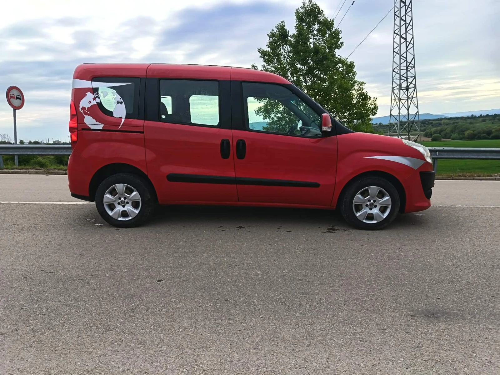 Fiat Doblo 1.3 mjet, снимка 8 - Автомобили и джипове - 54362512