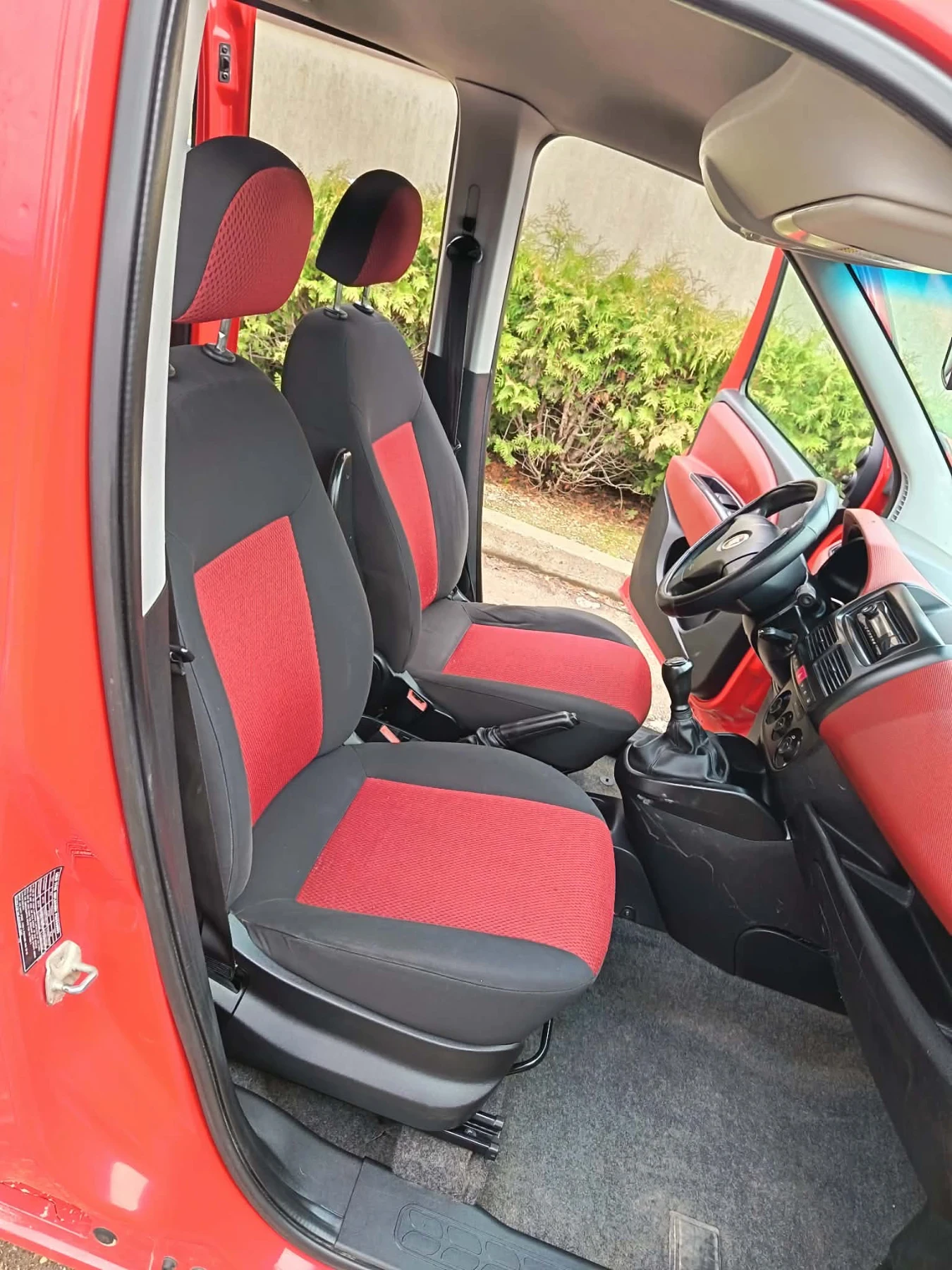 Fiat Doblo 1.3 mjet, снимка 12 - Автомобили и джипове - 54085620