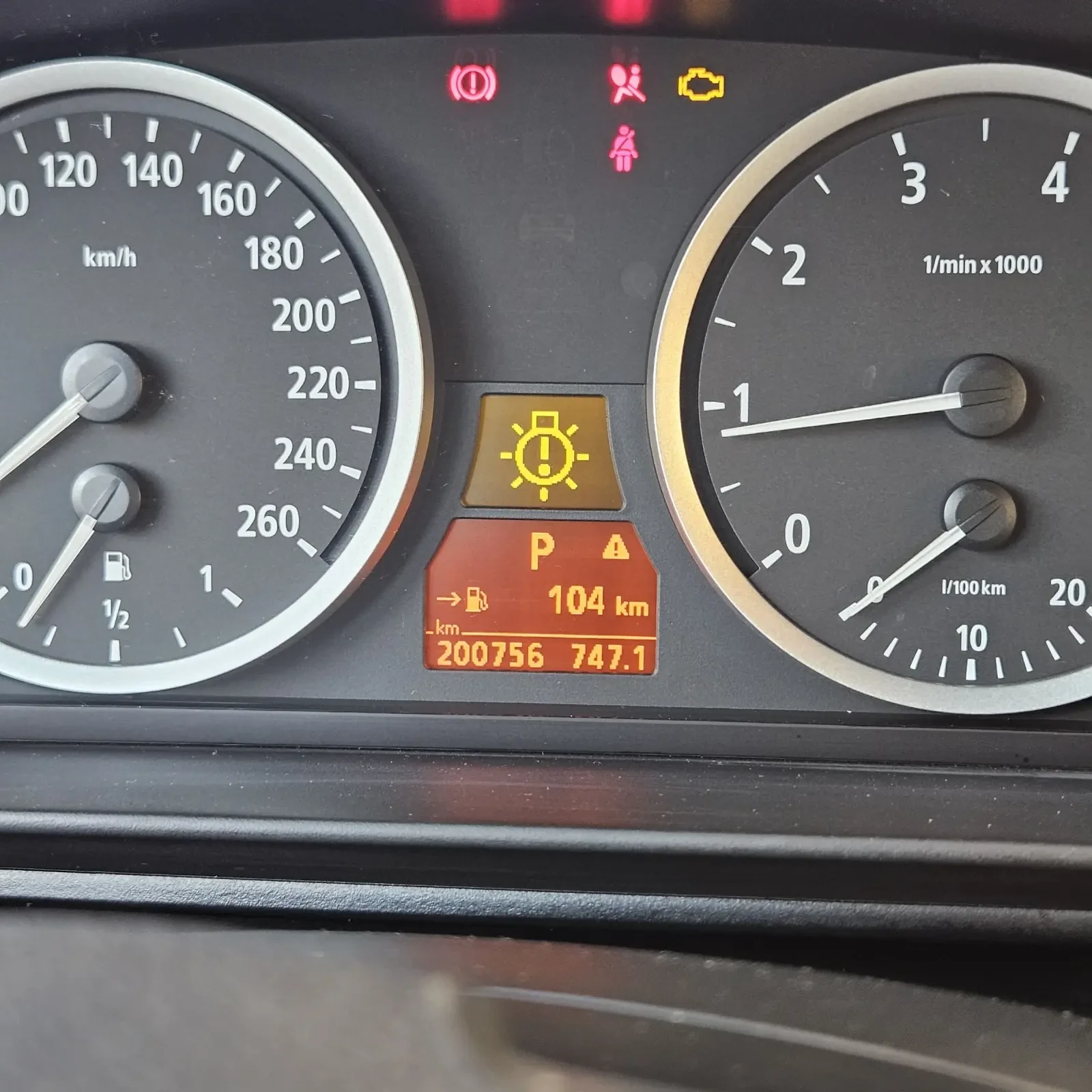 BMW 525, снимка 14 - Автомобили и джипове - 54378788