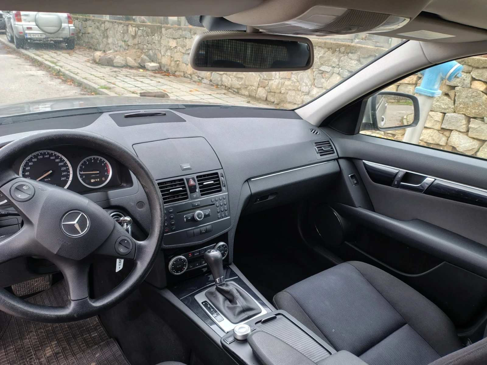 Mercedes-Benz C 200, снимка 6 - Автомобили и джипове - 54786766