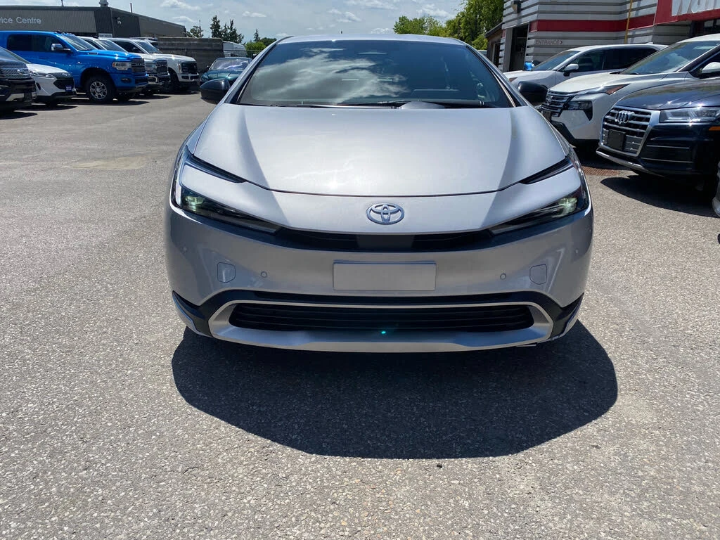 Toyota Prius  SE FWD, снимка 3 - Автомобили и джипове - 54876169