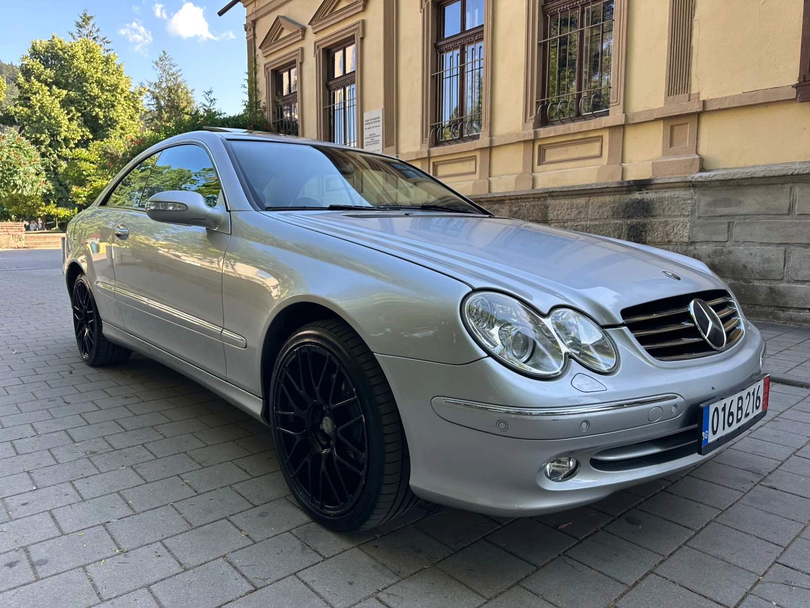 Mercedes-Benz CLK CLK 320 FACELIFT218к.с.* DISTRONIC* KEYLESS* MEMOR, снимка 5 - Автомобили и джипове - 55099094