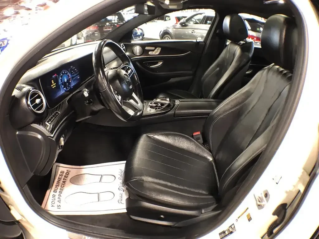 Mercedes-Benz E 350 4MATIC AMG Package, снимка 8 - Автомобили и джипове - 55693521