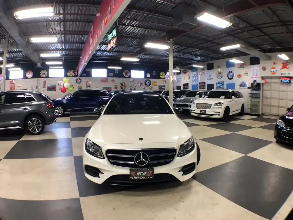 Mercedes-Benz E 350 4MATIC AMG Package, снимка 2 - Автомобили и джипове - 55693521