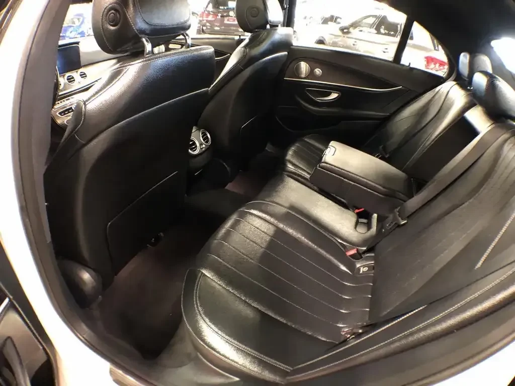 Mercedes-Benz E 350 4MATIC AMG Package, снимка 13 - Автомобили и джипове - 55693521